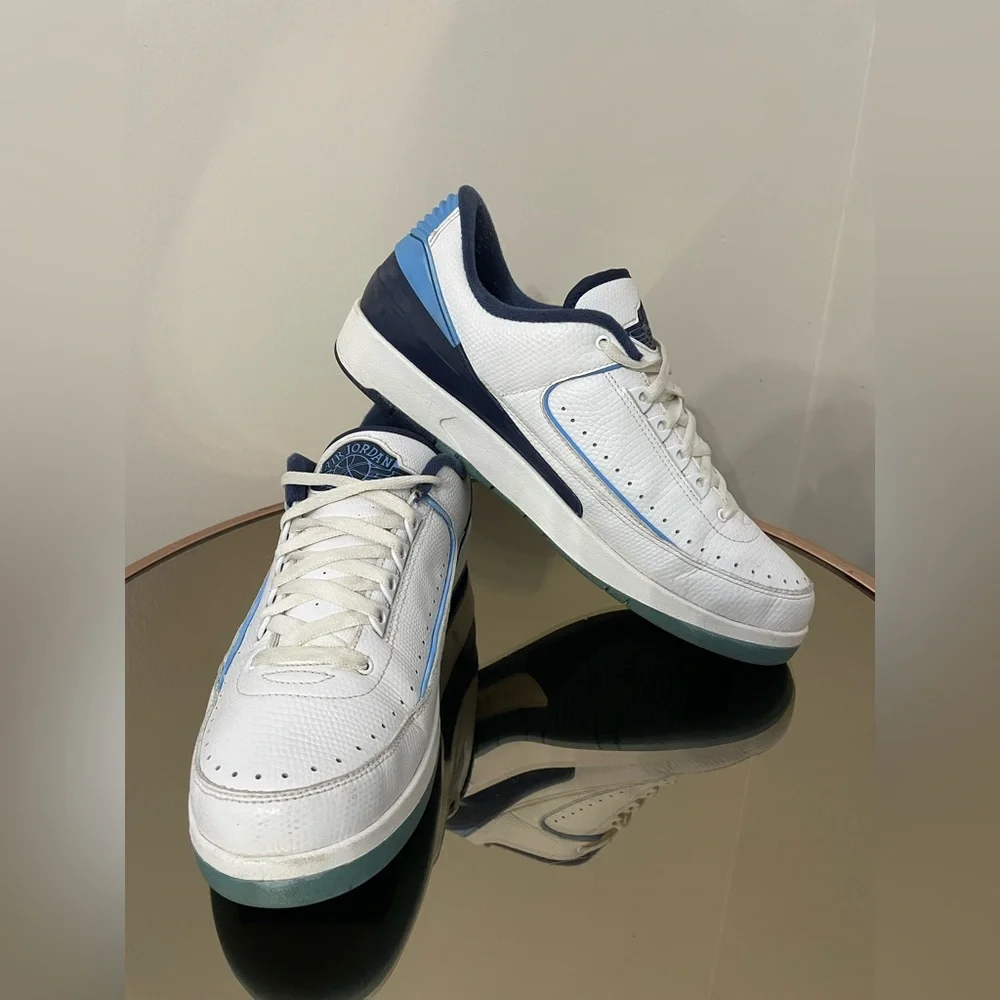 Nike‎ Air Jordan 2 Retro Low UNC 